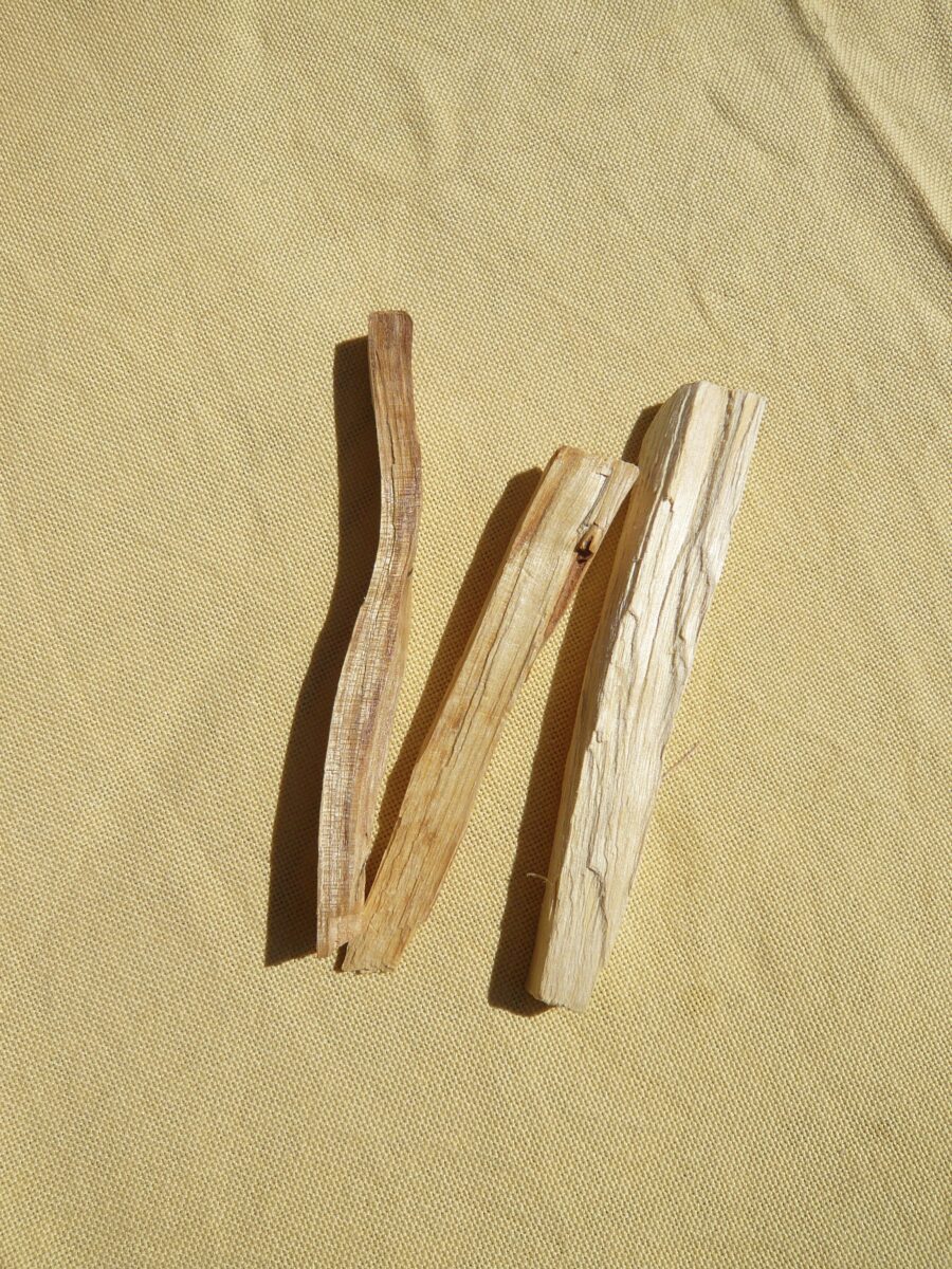 Palo Santo – Naturlig røgelse til rensning & ro